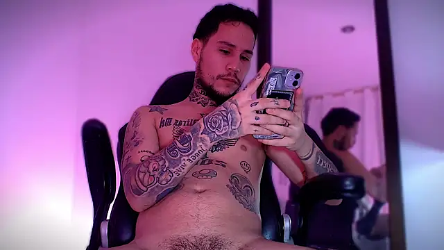 Junihn0 online show from 09-27-25, 09:42