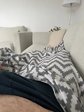 Snapshot of Loco42- chatting on 02-13-26, 09:16 Loco42- online show from 02-13-26, 09:16