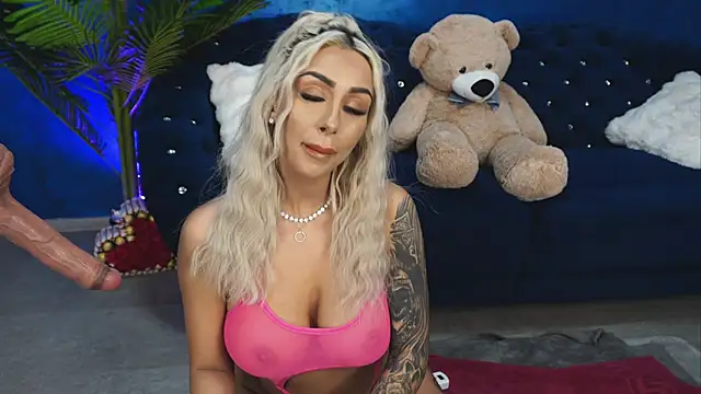 GoldenAmber online show from 01-18-25, 02:47