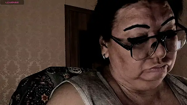 SexxyDreams1 online show from 03-22-26, 12:03