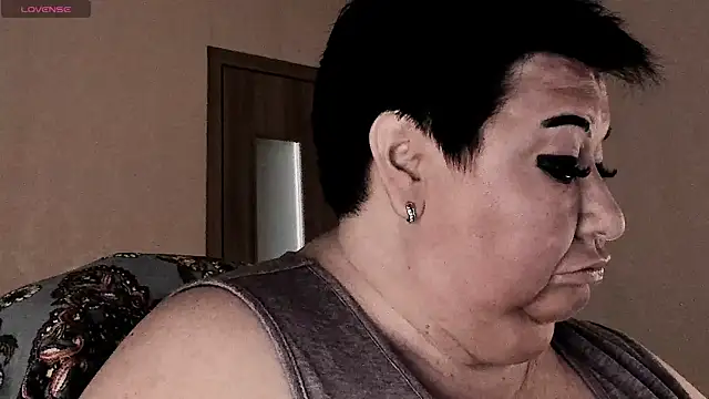 SexxyDreams1 online show from 06-30-26, 03:18