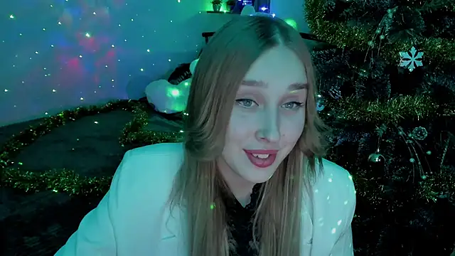 LinaTruly online show from 12-28-24, 08:04