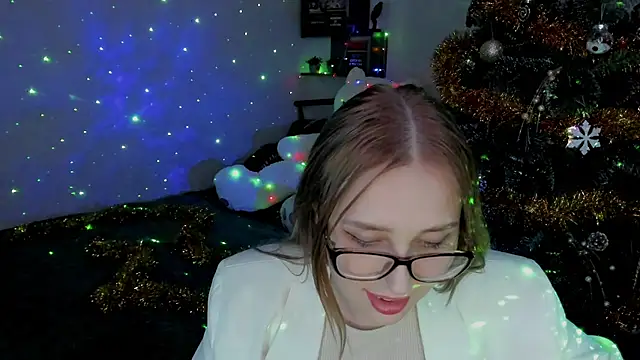 LinaTruly online show from 12-30-24, 11:28