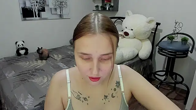 LinaTruly online show from 03-17-25, 09:23