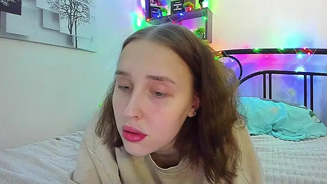 LinaTruly online show from 03-26-26, 10:26