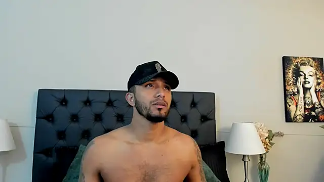 Robin Rief online show from 09-16-25, 03:40