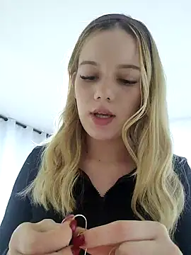 NicoleCut online show from 02-17-25, 11:02