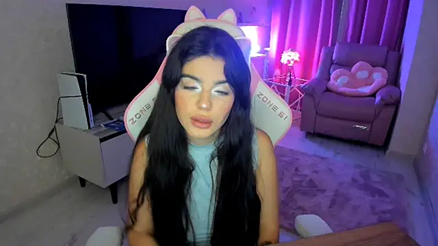 AlluringAriel online show from 09-30-25, 05:40