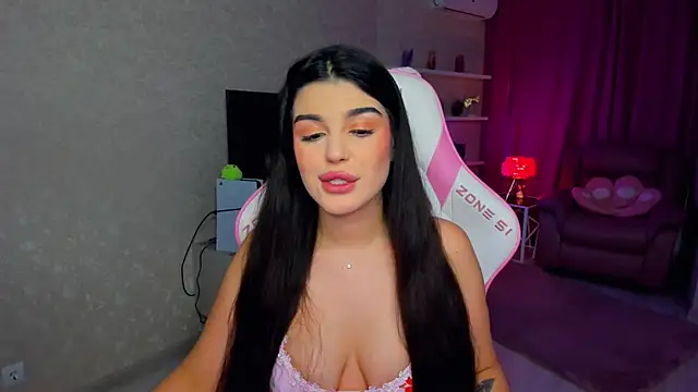 AlluringAriel online show from 06-11-26, 12:03