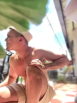 adam-rivera online show from 09-09-25, 04:17