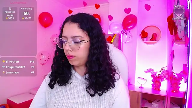 Snapshot of Aurora_Brownn chatting on 02-10-25, 04:08 Aurora Brownn online show from 02-10-25, 04:08