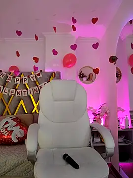 Snapshot of Aurora_Brownn chatting on 02-20-25, 10:27 Aurora Brownn online show from 02-20-25, 10:27