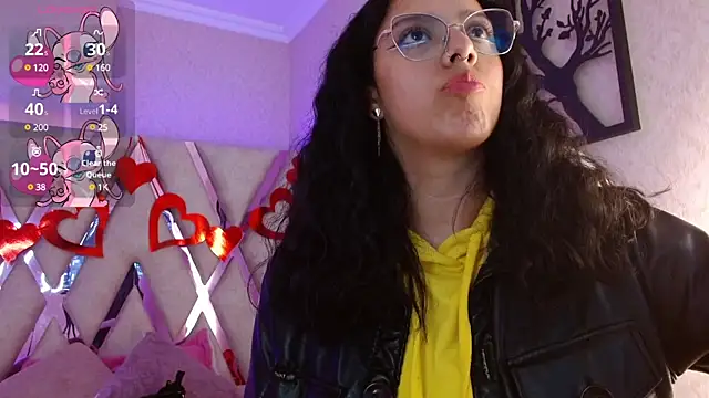 Snapshot of Aurora_Brownn chatting on 03-01-25, 01:43 Aurora Brownn online show from 03-01-25, 01:43