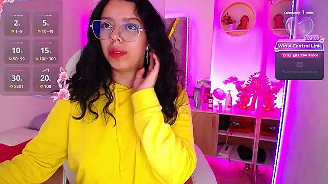 Snapshot of Aurora_Brownn chatting on 03-01-25, 04:47 Aurora Brownn online show from 03-01-25, 04:47