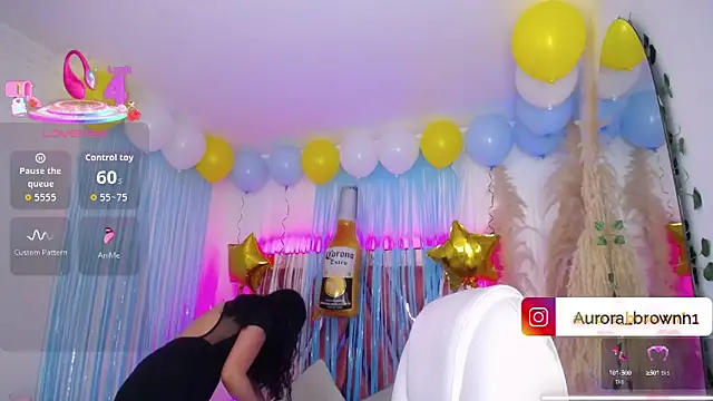 Snapshot of Aurora_Brownn chatting on 09-27-25, 04:39 Aurora Brownn online show from 09-27-25, 04:39