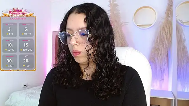 Aurora Brownn online show from 02-02-26, 04:44