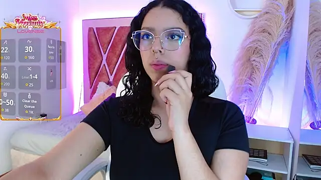 Aurora Brownn online show from 02-10-26, 04:27