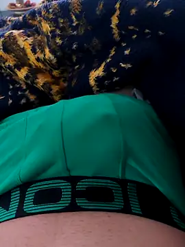 ariel-rick online show from 11-21-25, 01:54