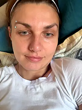 Snapshot of Magic__smile chatting on 10-03-25, 04:53 Magic smile online show from 10-03-25, 04:53