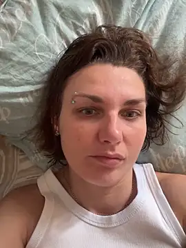 Snapshot of Magic__smile chatting on 10-27-25, 05:11 Magic smile online show from 10-27-25, 05:11