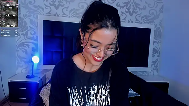 Ariana Pierce online show from 12-30-24, 06:09