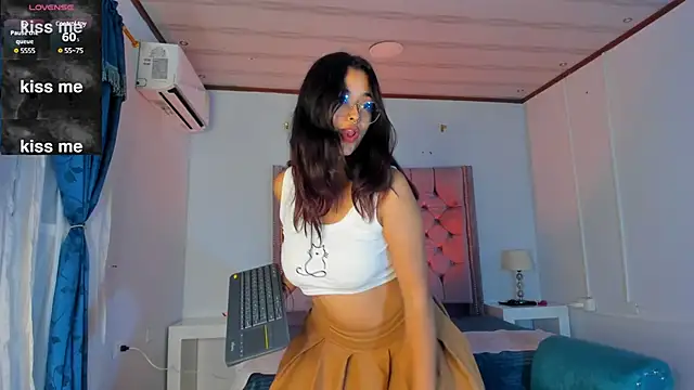 Ariana Pierce online show from 01-06-25, 04:04