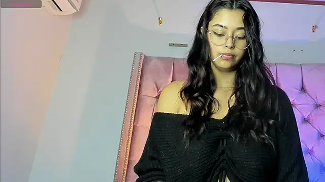 Ariana Pierce online show from 02-16-25, 01:25