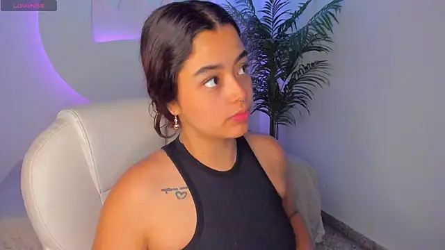 Ariana Pierce online show from 10-23-25, 12:26