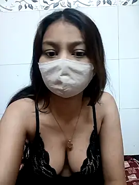 Snapshot of Alina_398 chatting on 02-03-25, 02:24 Alina 398 online show from 02-03-25, 02:24