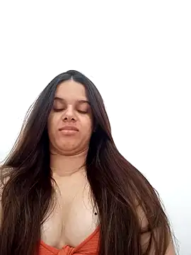 Snapshot of princesaa98 chatting on 10-17-25, 04:31 princesaa98 online show from 10-17-25, 04:31