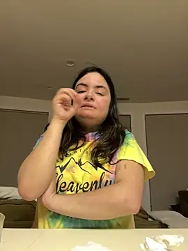 Snapshot of littlemissbabycakes chatting on 02-11-26, 05:34 littlemissbabycakes online show from 02-11-26, 05:34