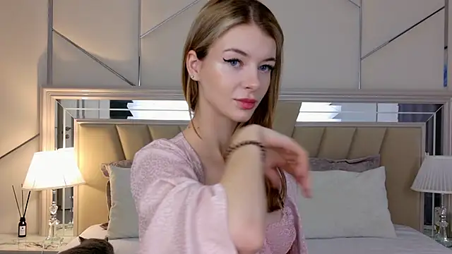 MeganMour online show from 01-28-25, 04:08