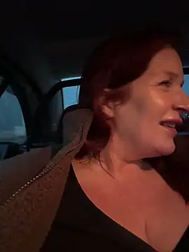 Engel mia online show from 09-24-25, 05:27