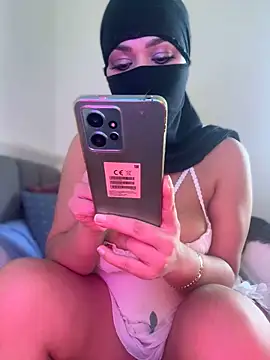 Queendiamon online show from 01-02-25, 01:30