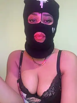 Queendiamon online show from 02-05-25, 03:45