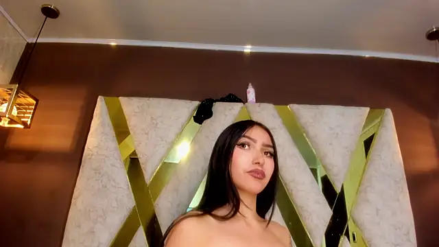 Snapshot of Amelia_lorenz chatting on 12-24-24, 04:33 Amelia lorenz online show from 12-24-24, 04:33