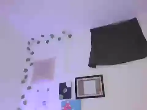 Melody200420 online show from 10-05-25, 12:20