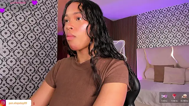 Snapshot of penelope_tay1 chatting on 02-10-26, 03:21 penelope tay1 online show from 02-10-26, 03:21