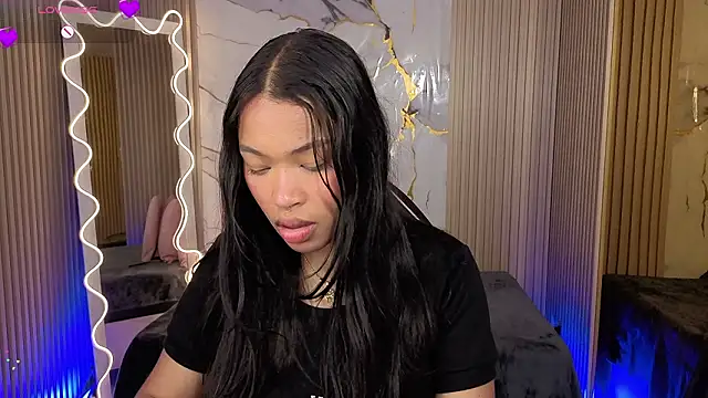 Snapshot of penelope_tay1 chatting on 03-20-26, 03:44 penelope tay1 online show from 03-20-26, 03:44