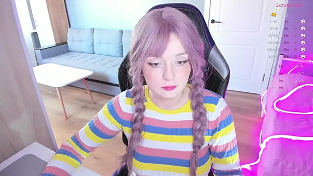 Amy honey angel online show from 10-09-25, 08:45