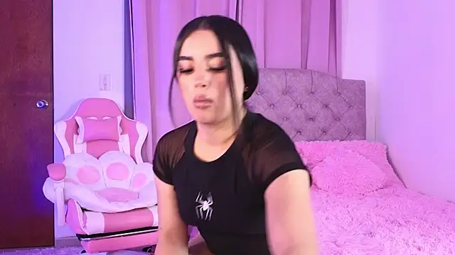 Emily-14 online show from 01-29-25, 06:28