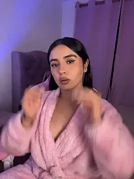 Emily-14 online show from 11-07-25, 09:31