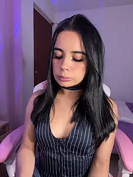 Emily-14 online show from 02-13-26, 04:52