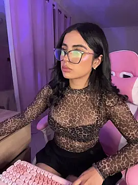 Emily-14 online show from 07-06-26, 02:30