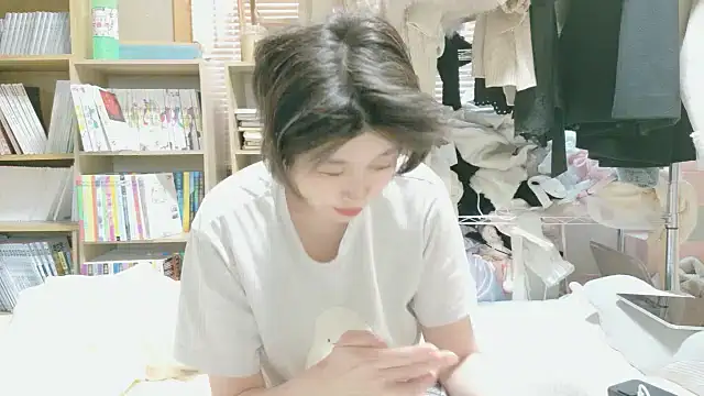 morikawa sayaka online show from 12-13-25, 11:43