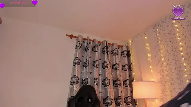 emilia rey  online show from 02-11-25, 12:38
