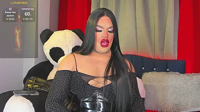 Snapshot of Missisabella_ chatting on 10-15-25, 01:28 Missisabella online show from 10-15-25, 01:28