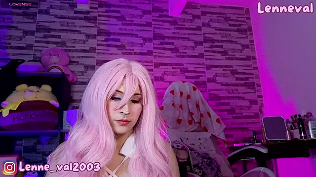 Snapshot of Lenneval1 chatting on 08-04-26, 03:21 Lenneval1 online show from 08-04-26, 03:21