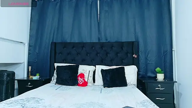 Beautifulkattia online show from 02-08-26, 12:25