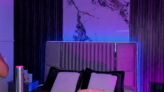 Lillyortiz online show from 01-04-25, 10:34